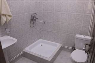 Отель Biotech Guest Room Ереван Люкс-4