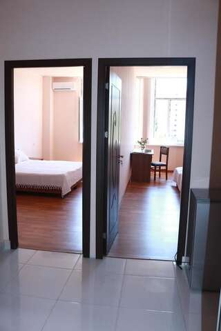 Отель Biotech Guest Room Ереван-3