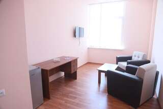 Отель Biotech Guest Room Ереван Люкс-2