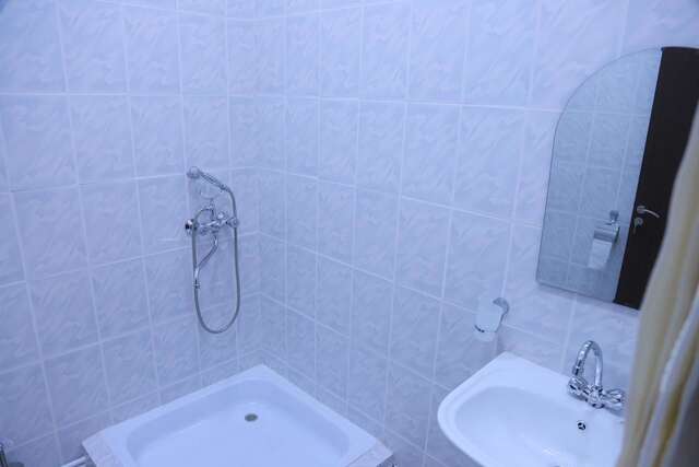 Отель Biotech Guest Room Ереван-4