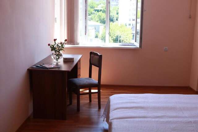 Отель Biotech Guest Room Ереван-31